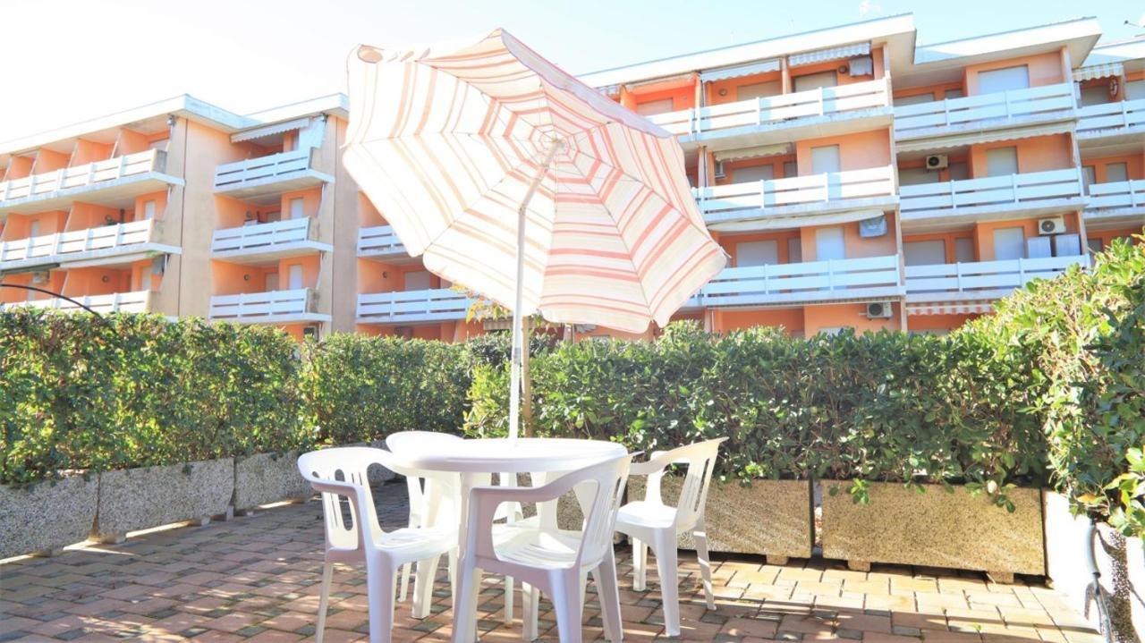 Condominio Biloba-Gemini Bibione Exterior foto